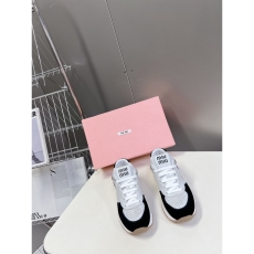 Miu Miu Casual Shoes